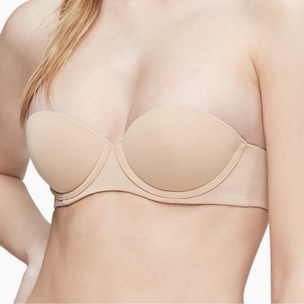 Calvin Klein Women's Strapless Convertible Push Up Nude Bra